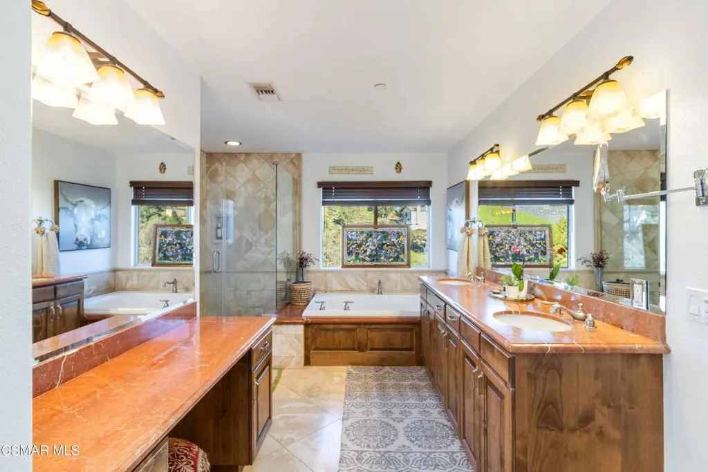1308 Gonzales Road, Simi Valley, California 93063 home-pic-30