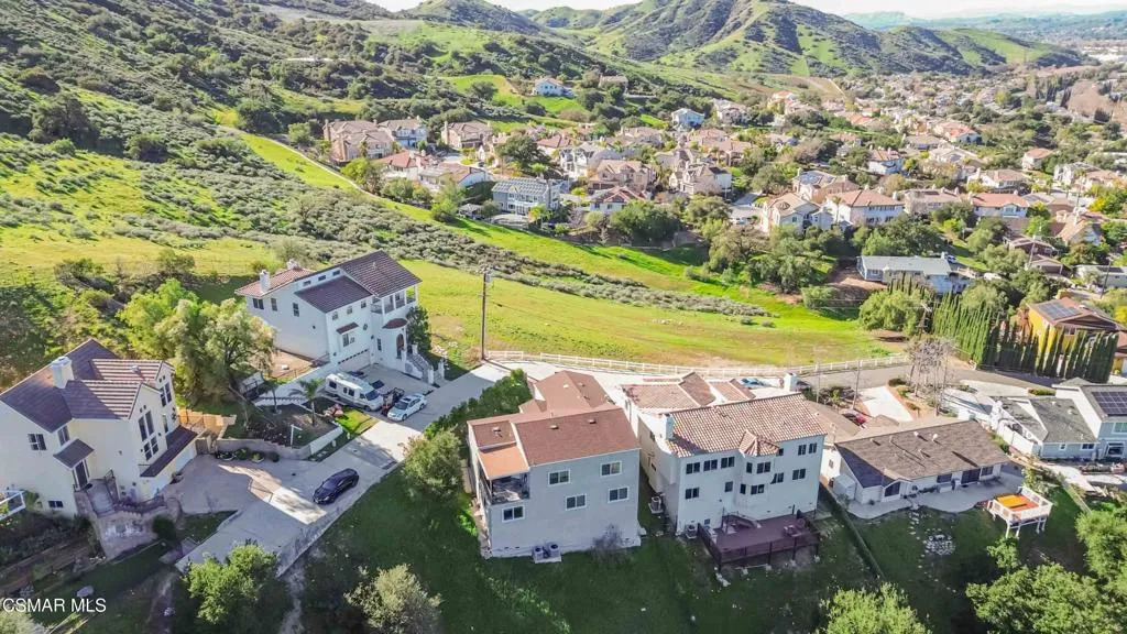1308 Gonzales Road, Simi Valley, California 93063 home-pic-43