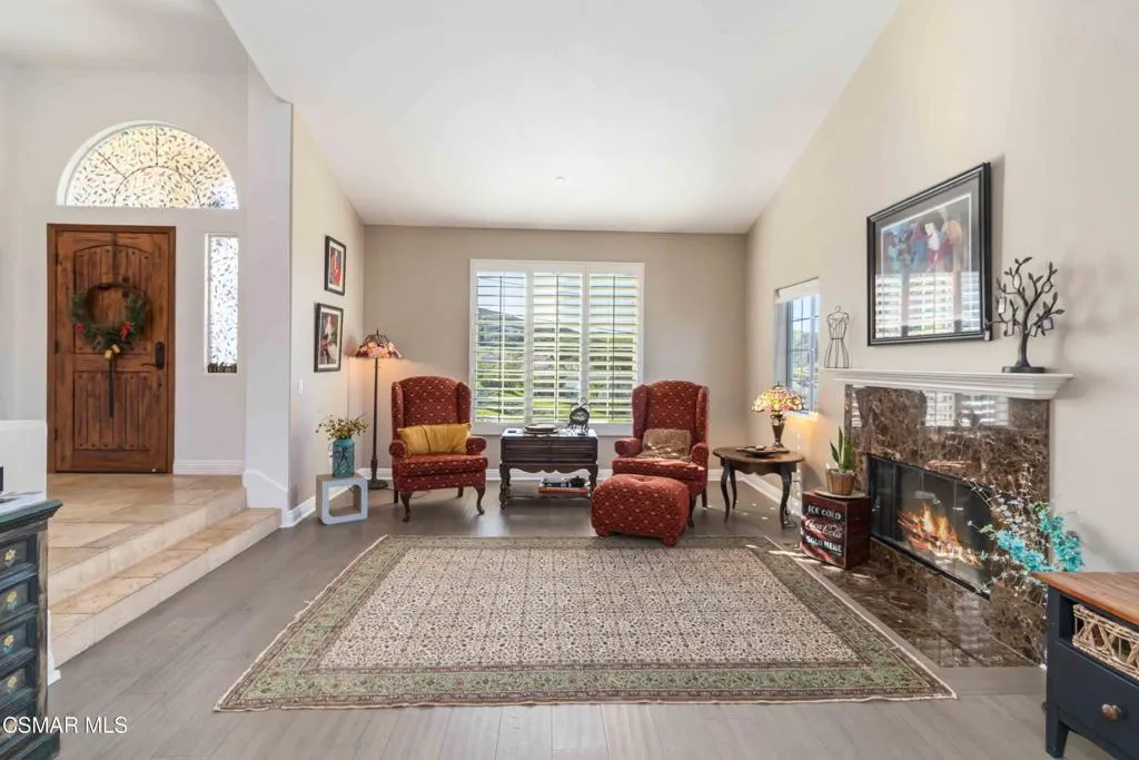 1308 Gonzales Road, Simi Valley, California 93063 home-pic-8