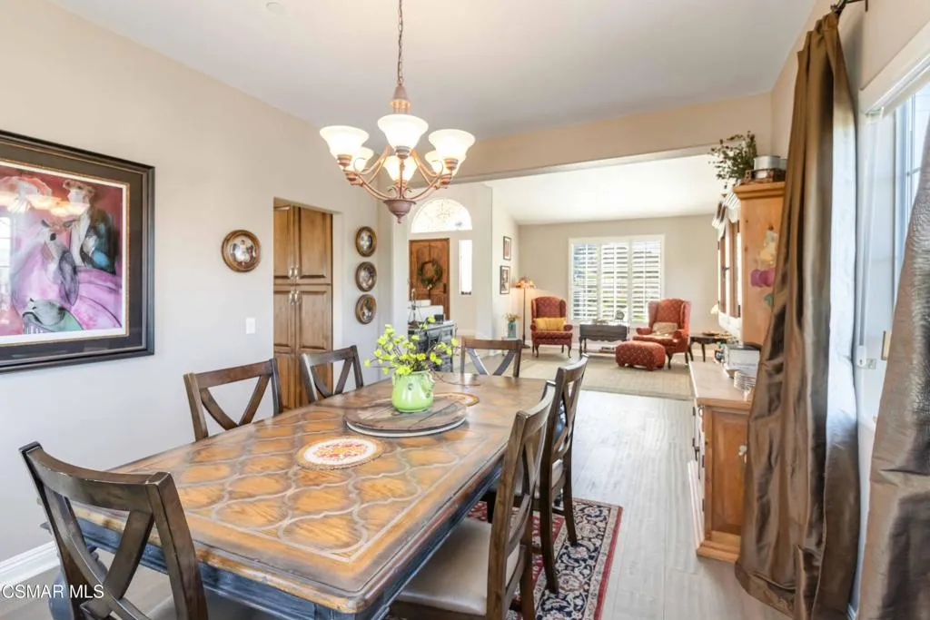 1308 Gonzales Road, Simi Valley, California 93063 home-pic-12