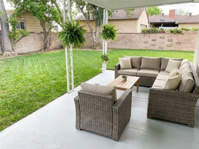 6725 Belmar Avenue, Reseda, California 91335