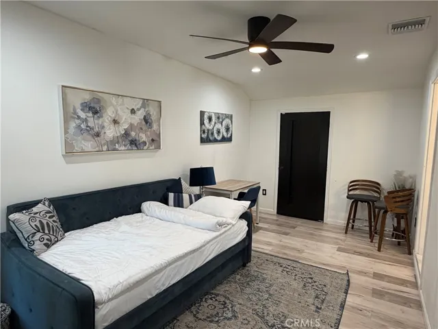 6725 Belmar Avenue, Reseda, California 91335