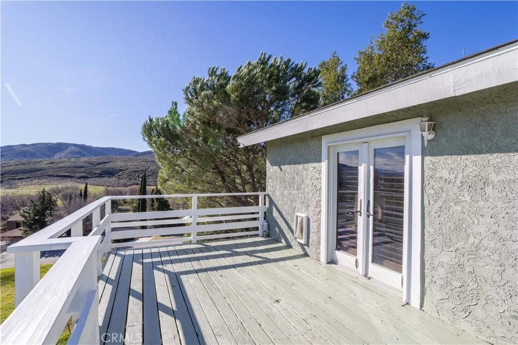 42614 Cabin Dr, Lake Hughes, California 93532 home-pic-12