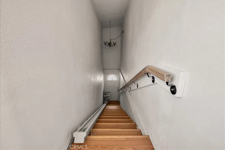 Main Bedroom stairs