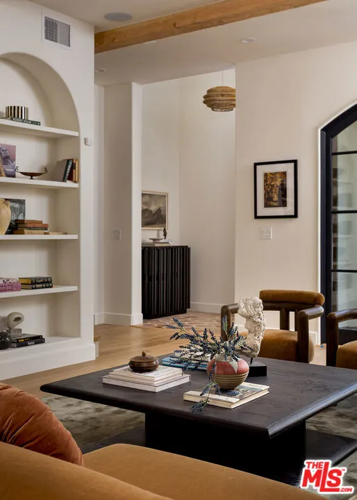 2445 Glyndon Avenue, Venice, California 90291 home-pic-7