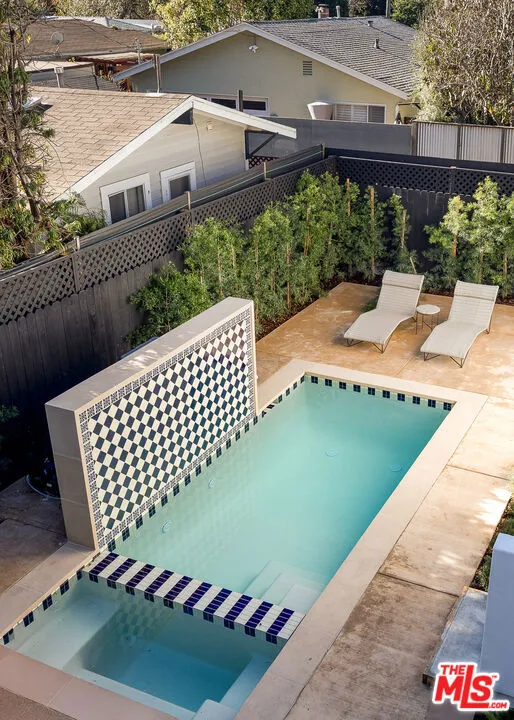 2445 Glyndon Avenue, Venice, California 90291 home-pic-24