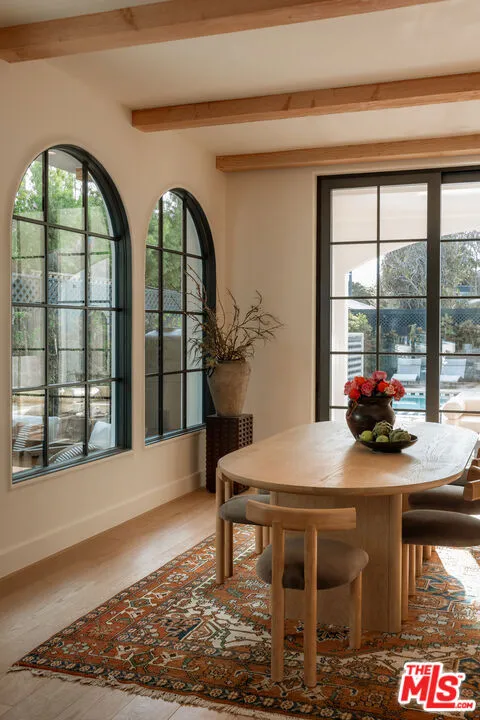 2445 Glyndon Avenue, Venice, California 90291 home-pic-10