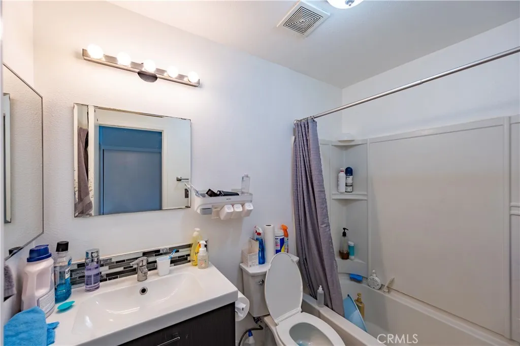 1250 S Brookhurst Street 2014, Anaheim, California 92804 home-pic-12