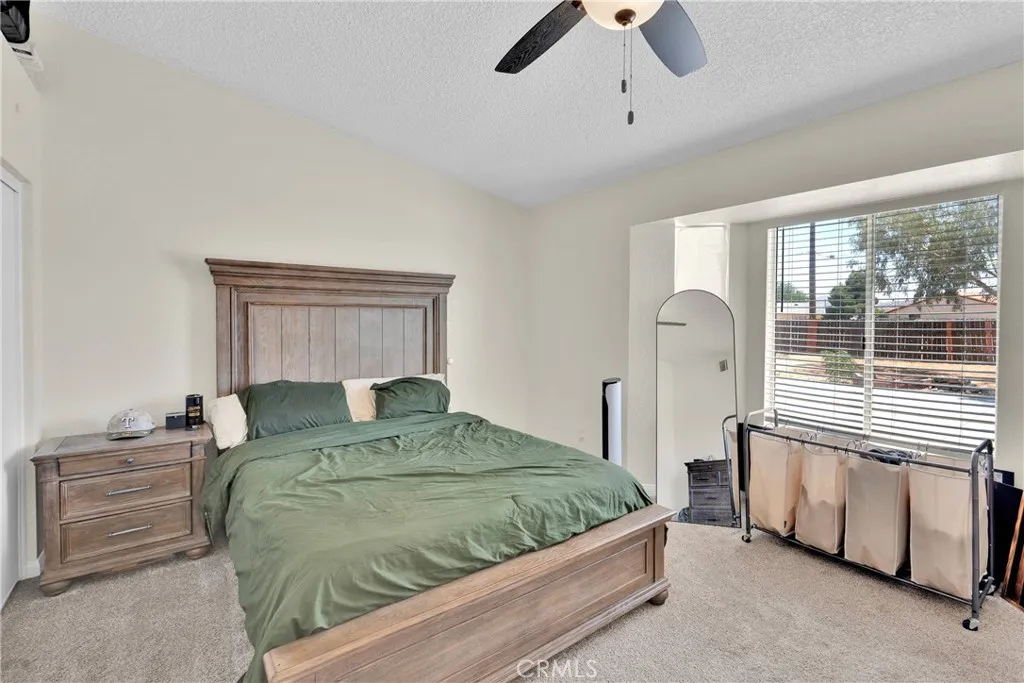14769 Nanticoke Road, Apple Valley, California 92307 home-pic-21