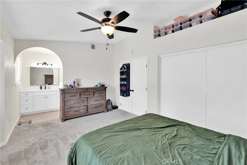 14769 Nanticoke Road, Apple Valley, California 92307 home-pic-19