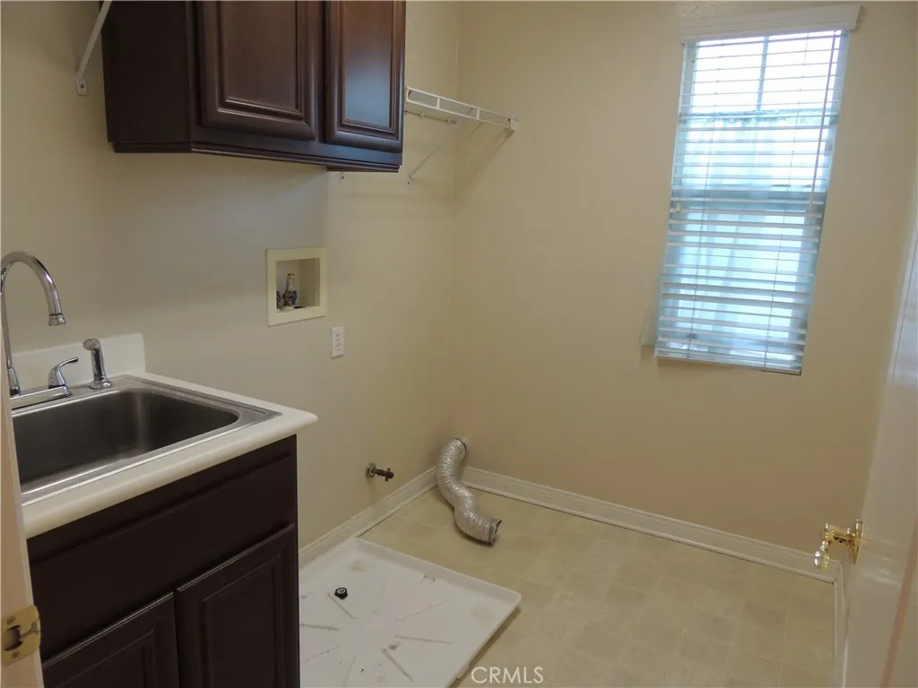 13711 Amberview, Eastvale, California 92880 home-pic-30