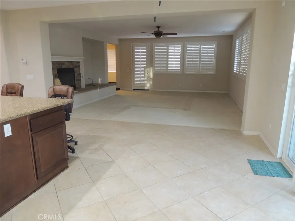 13711 Amberview, Eastvale, California 92880 home-pic-40