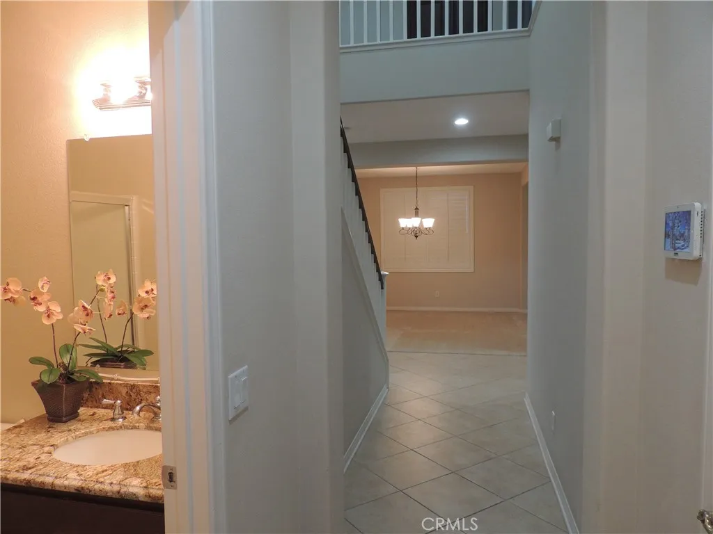 13711 Amberview, Eastvale, California 92880 home-pic-17