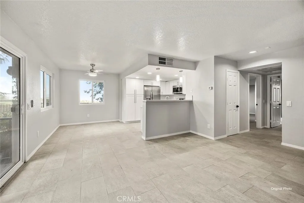 2616 Avenida Del Vista 104, Corona, California 92882 home-pic-4