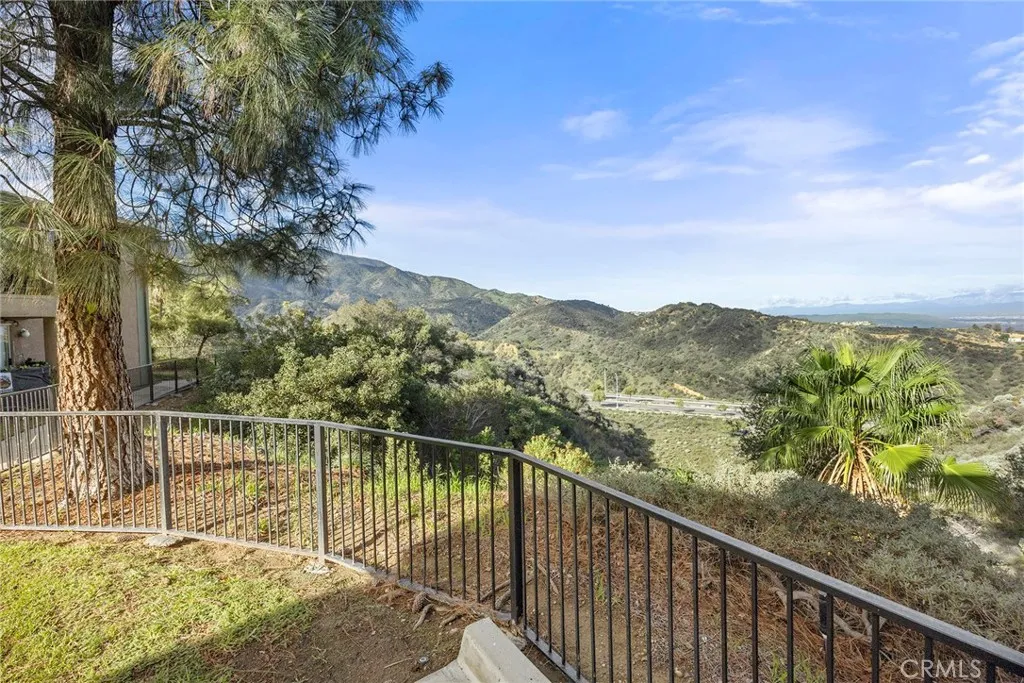 2616 Avenida Del Vista 104, Corona, California 92882 home-pic-15