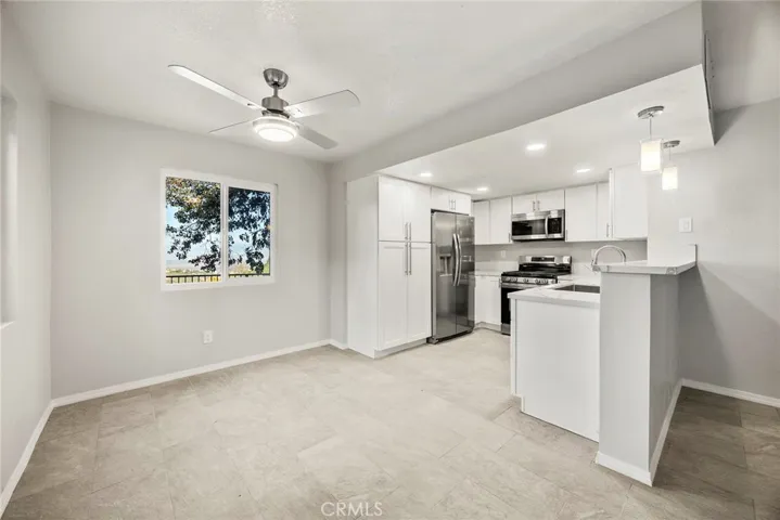 2616 Avenida Del Vista 104, Corona, California 92882