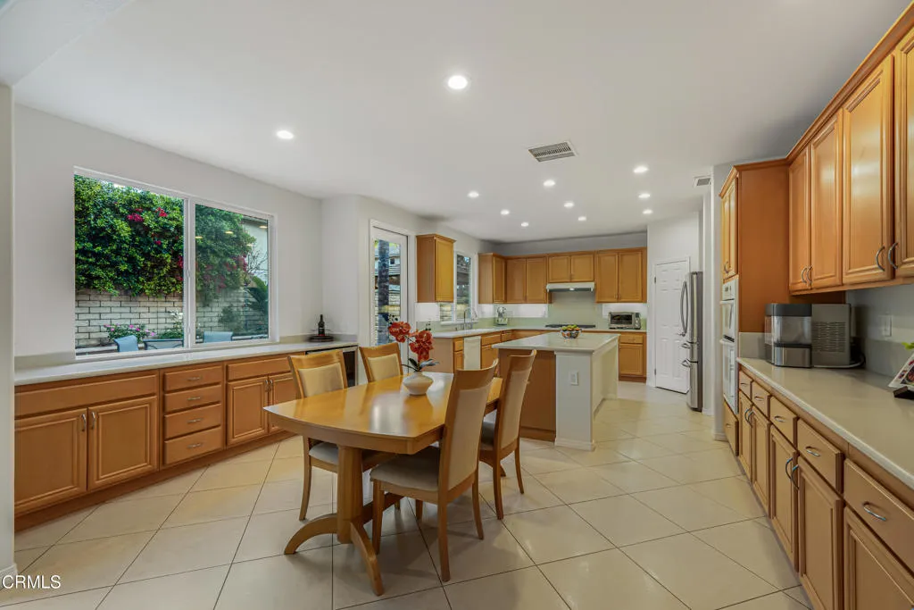 3773 Golden Pond Drive, Camarillo, California 93012 home-pic-12
