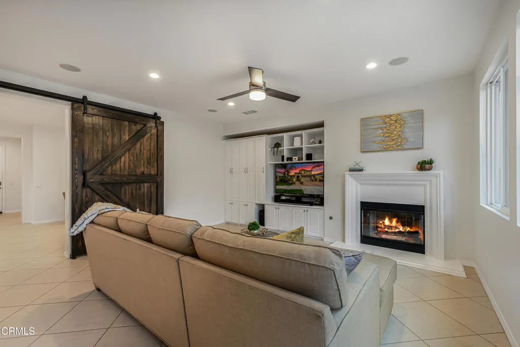 3773 Golden Pond Drive, Camarillo, California 93012 home-pic-10