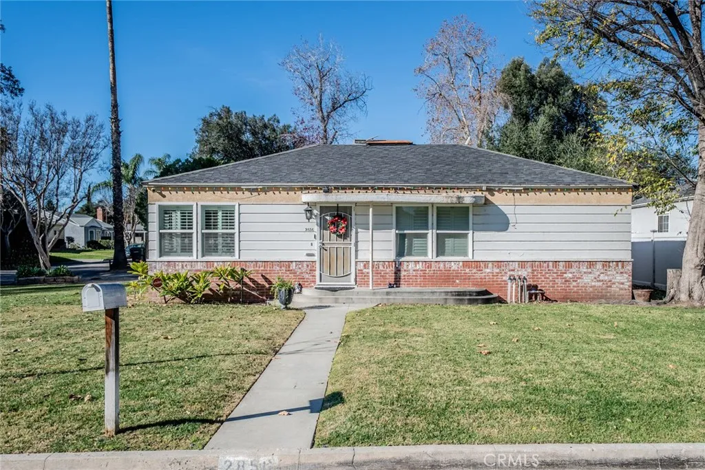 2856 N I, San Bernardino, California 92405 home-pic-1