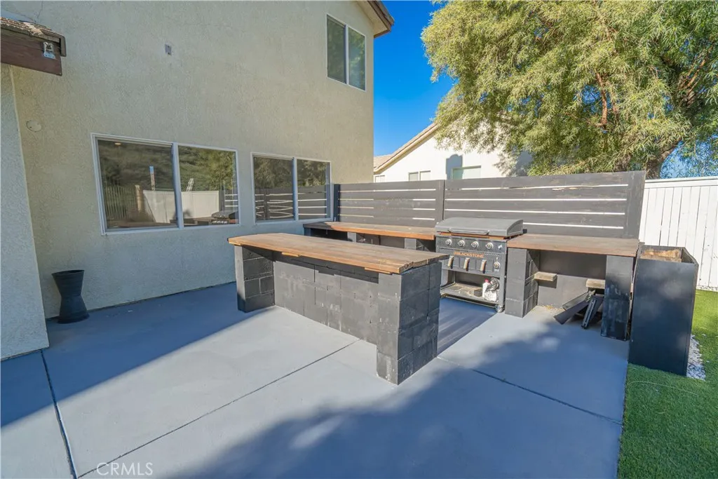 17913 Maplehurst Place, Canyon Country, California 91387 home-pic-45