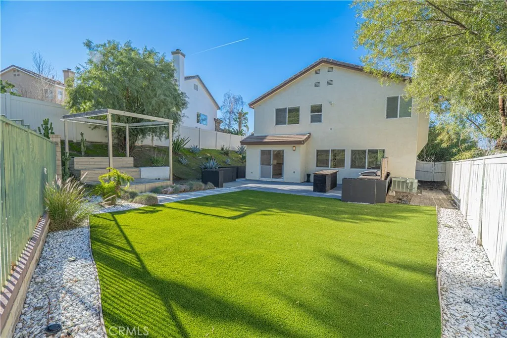 17913 Maplehurst Place, Canyon Country, California 91387 home-pic-40