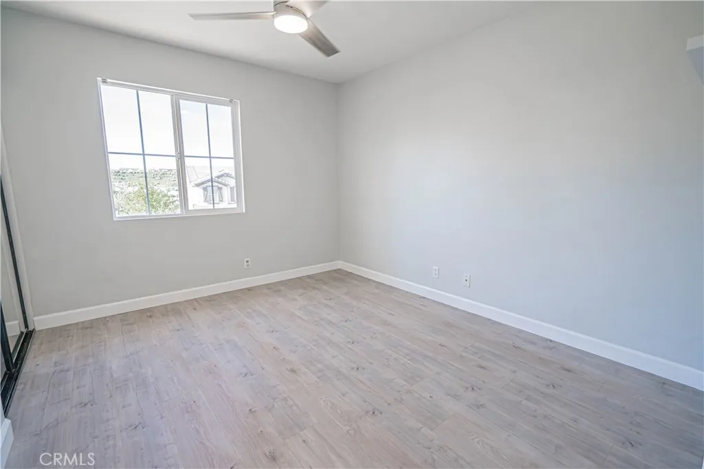 17913 Maplehurst Place, Canyon Country, California 91387 home-pic-37