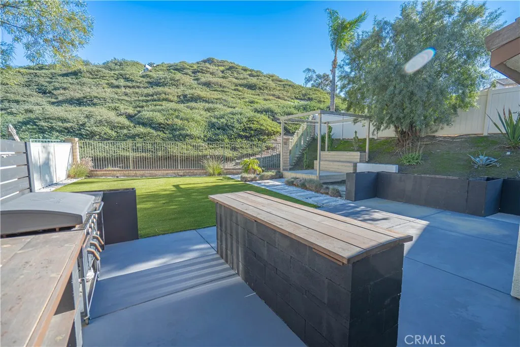 17913 Maplehurst Place, Canyon Country, California 91387 home-pic-46