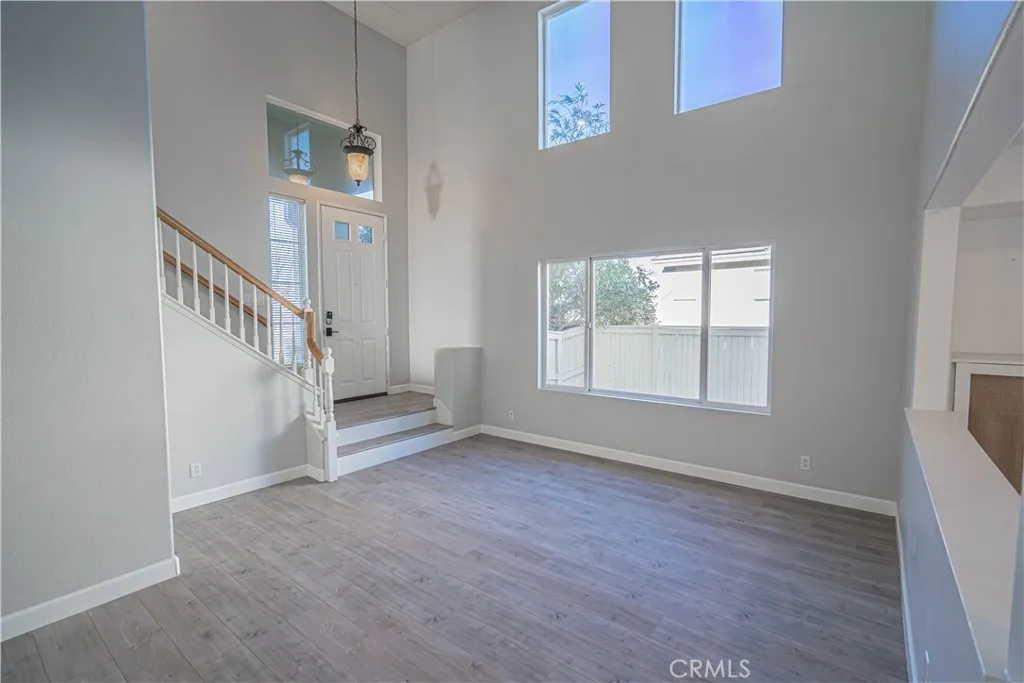 17913 Maplehurst Place, Canyon Country, California 91387 home-pic-5