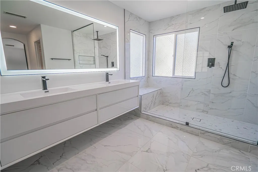 17913 Maplehurst Place, Canyon Country, California 91387 home-pic-29