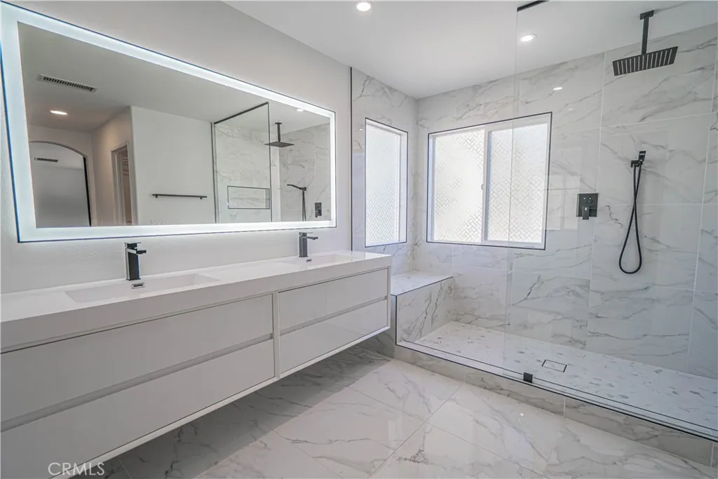17913 Maplehurst Place, Canyon Country, California 91387 home-pic-28