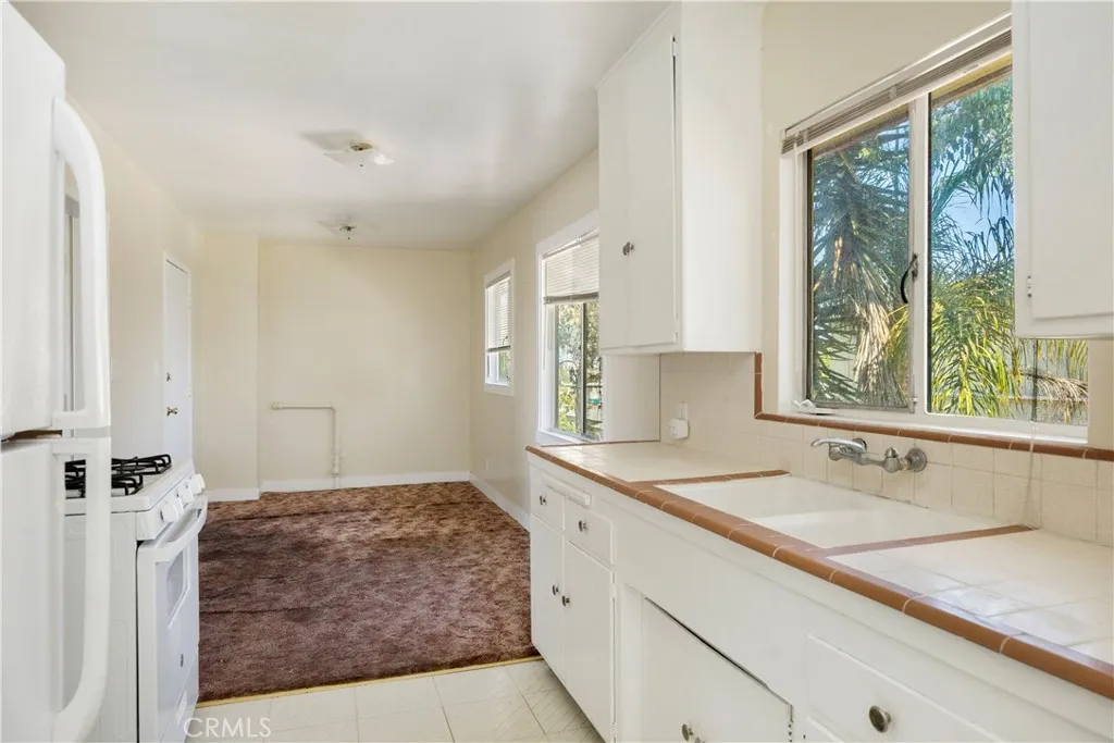 1902 Flagler, Redondo Beach, California 90278 home-pic-14