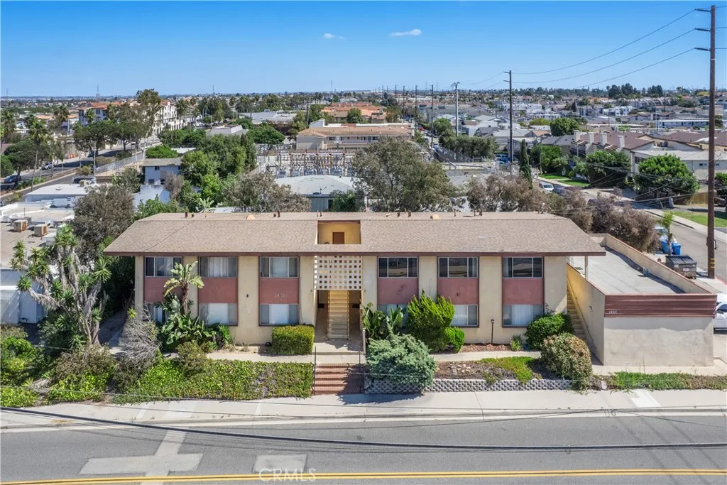 1902 Flagler, Redondo Beach, California 90278 home-pic-1