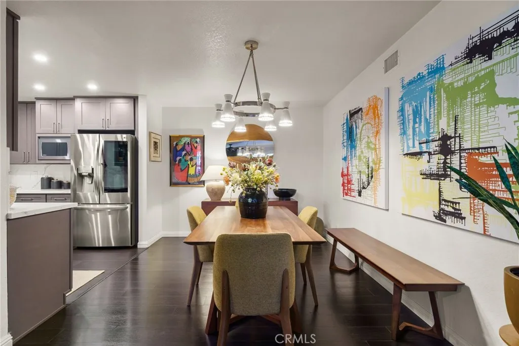 4852 Cabana Drive 102, Huntington Beach, California 92649 home-pic-3