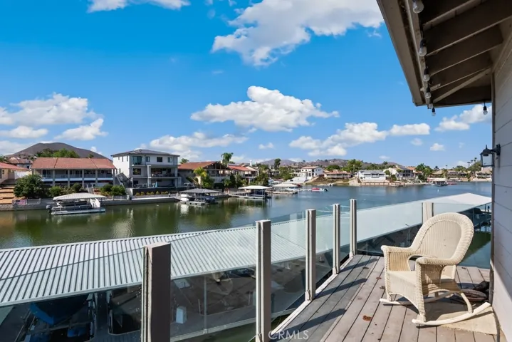 23428 Continental Way, Canyon Lake, California 92587
