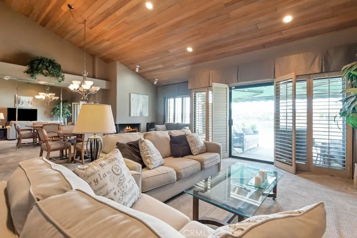 23428 Continental Way, Canyon Lake, California 92587