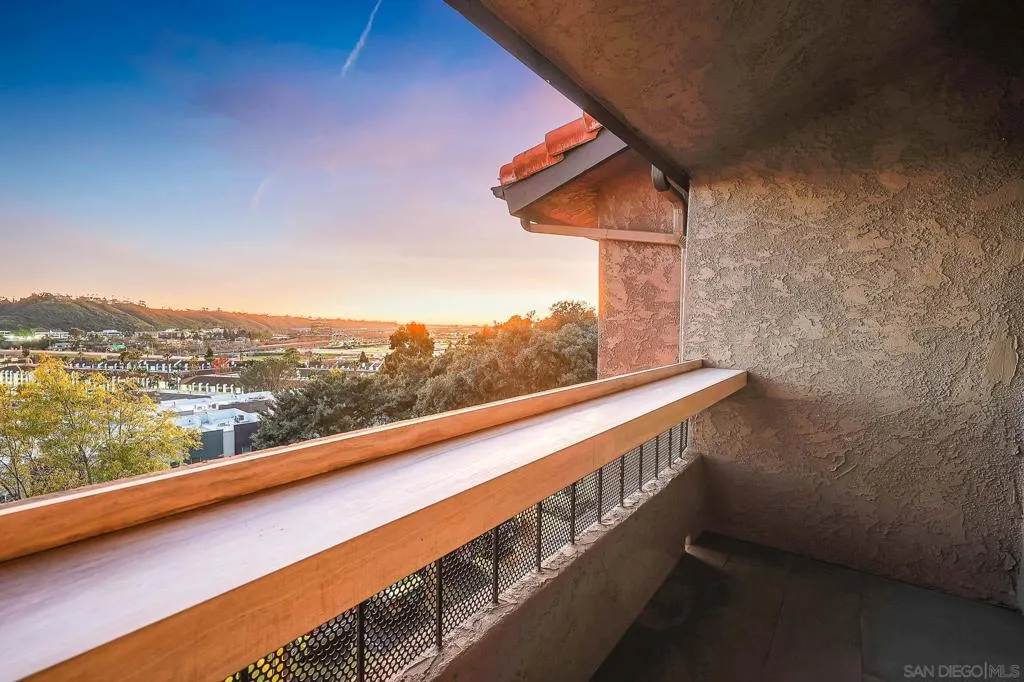 10400 Caminito Cuervo 272, San Diego, California 92108 home-pic-6