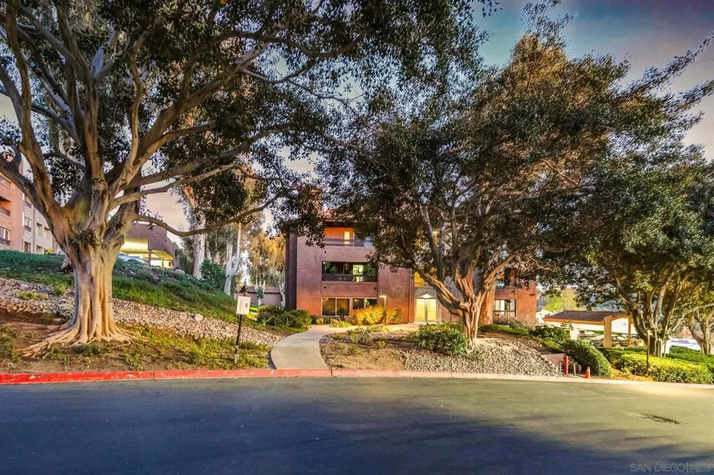10400 Caminito Cuervo 272, San Diego, California 92108 home-pic-22