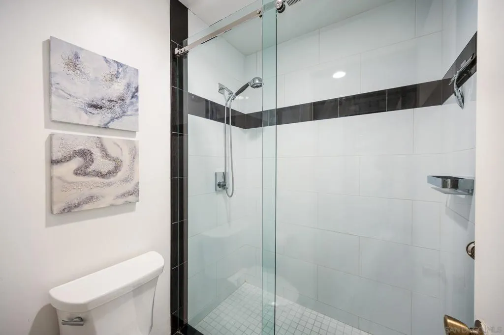 10400 Caminito Cuervo 272, San Diego, California 92108 home-pic-18