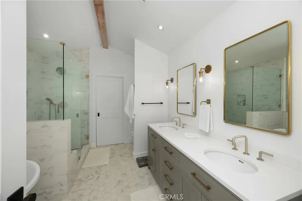 589 W Grandview Avenue, Sierra Madre, California 91024 home-pic-45