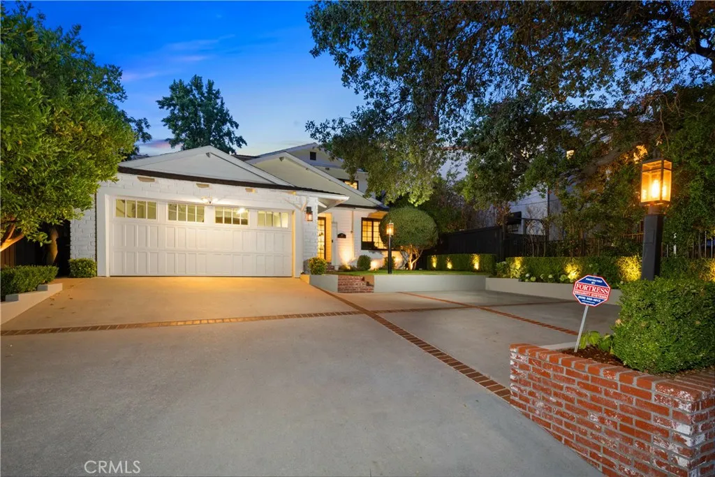 589 W Grandview Avenue, Sierra Madre, California 91024 home-pic-3