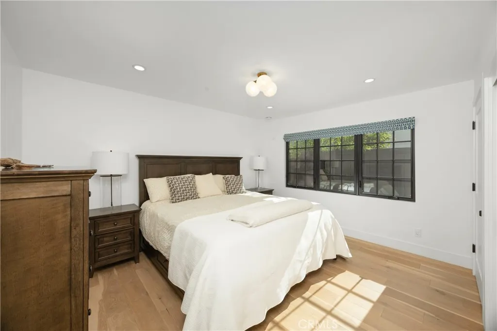 589 W Grandview Avenue, Sierra Madre, California 91024 home-pic-39