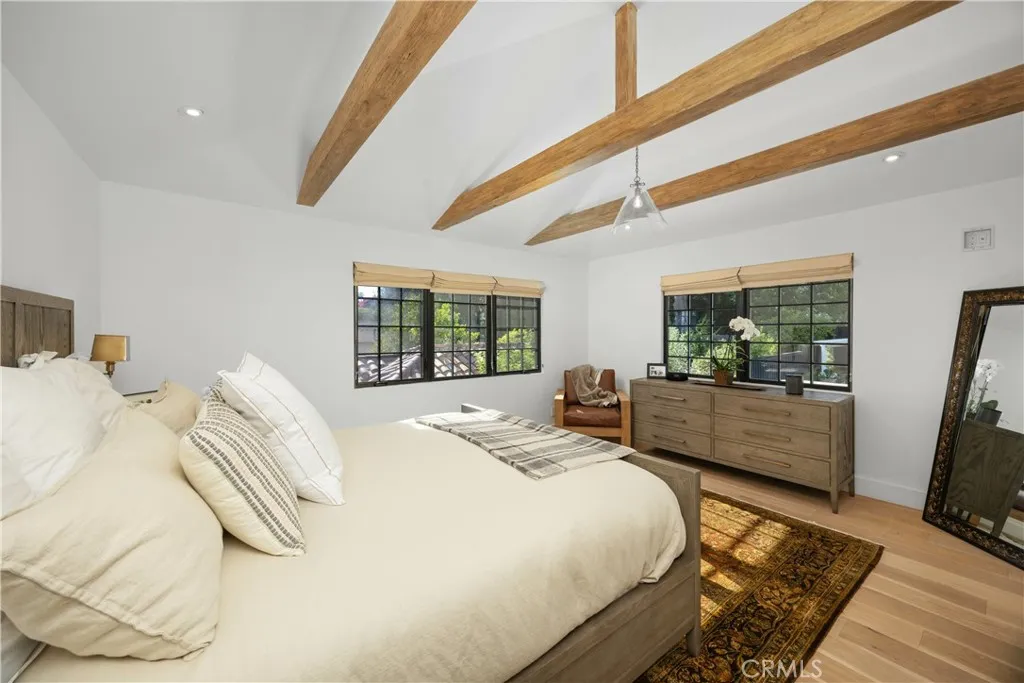 589 W Grandview Avenue, Sierra Madre, California 91024 home-pic-42