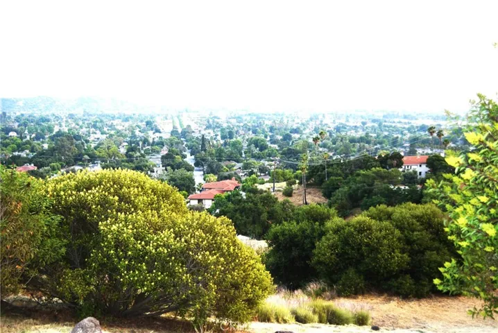 946 N Glendora Ave, Glendora, California 91741