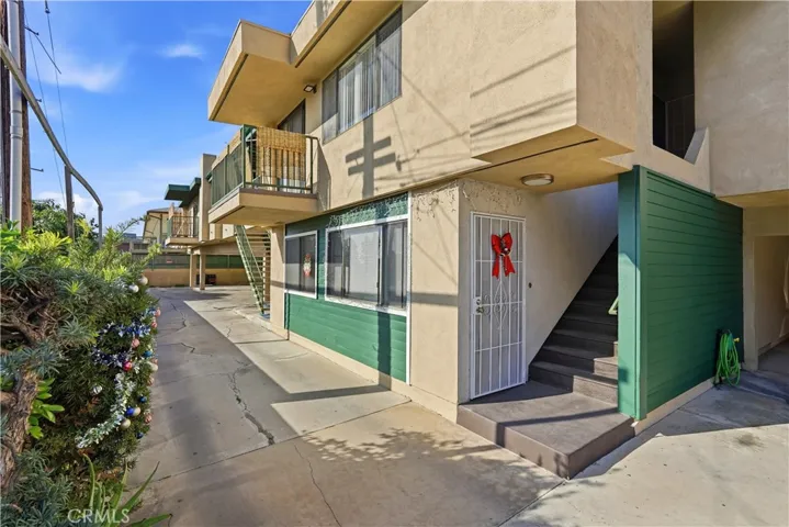 16105 S Denker, Gardena, California 90247