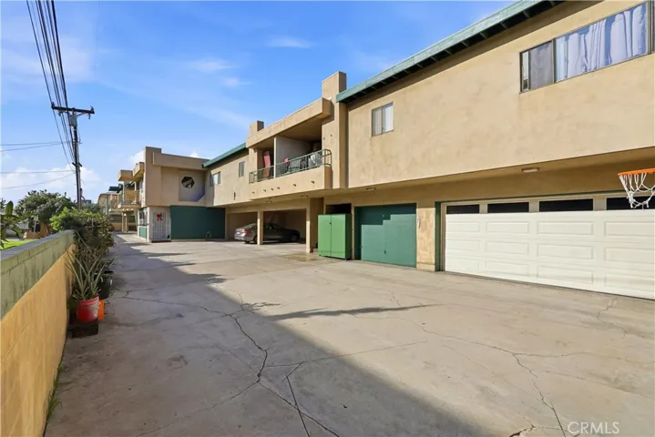 16105 S Denker, Gardena, California 90247