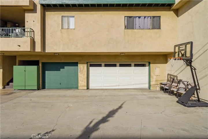 16105 S Denker, Gardena, California 90247