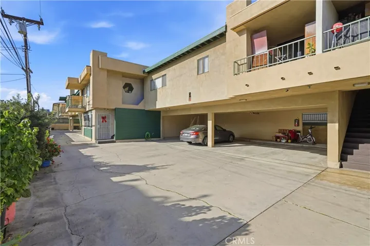 16105 S Denker, Gardena, California 90247