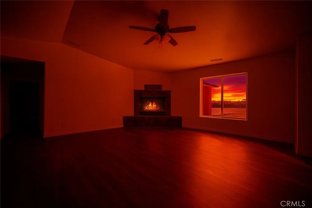 12275 Barbet, Phelan, California 92371 home-pic-5