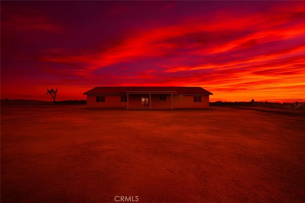 12275 Barbet, Phelan, California 92371 home-pic-40
