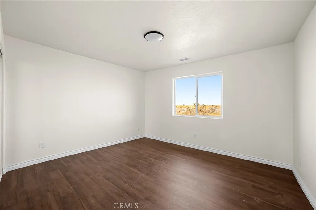 12275 Barbet, Phelan, California 92371 home-pic-26